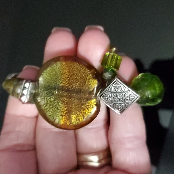 Vintage Beaded Bracelt - Picture 2 of 3